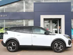 White Used 2024 Peugeot e-2008 GT SUV | £23,990 (Expensive)