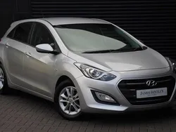 Silver Used 2015 Hyundai i30 SE Hatchback | £3,494 (Good price)