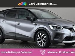 Grey/black Used 2021 Renault Captur LIMITED SUV | £12,197 (Fair price)