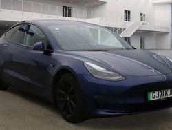Blue Used 2021 Tesla Model 3 Long Range AWD Sedan | £16,990 (Good price)