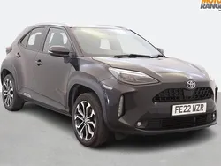 Used 2022 Toyota Yaris Hybrid Design SUV | £16,595 (Good price)