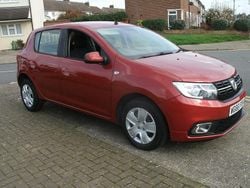 Red Used 2017 Dacia Sandero Lauréate Hatchback | £3,695 (Good price)