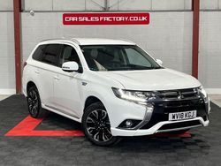 White Used 2018 Mitsubishi Outlander P-HEV SUV | £12,395 (Fair price)