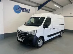 White Used 2023 Renault Master Business Van | £17,290 (Good price)