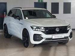 White Used 2020 VW Touareg Black Edition SUV | £34,998 (Fair price)