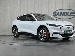 White Used 2022 Ford Mustang Mach-E Extended Range SUV | £24,499 (Good price)