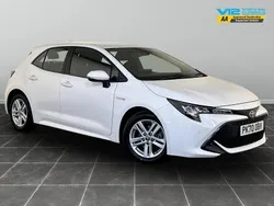 White Used 2020 Toyota Corolla Hatchback | £11,395 (Fair price)