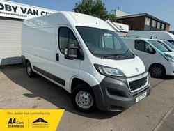 White Used 2017 Peugeot Boxer Van | £9,990 (Good price)