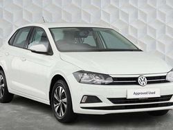 White Used 2018 VW Polo SE Hatchback | £10,675 (Fair price)