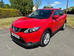 Red Used 2017 Nissan Qashqai Acenta SUV | £7,995 (Super price)