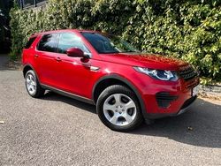 Italian racing red Used 2018 Land Rover Discovery Sport SE SUV | £13,995 (Fair price)