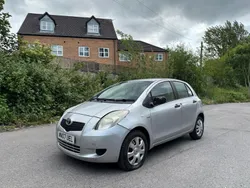 Silver Used 2007 Toyota Yaris T2 Hatchback | £995 (Fair price)