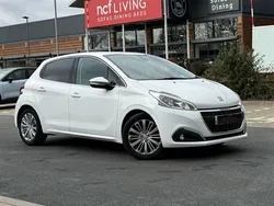 White Used 2016 Peugeot 208 Allure Hatchback | £4,499 (Fair price)