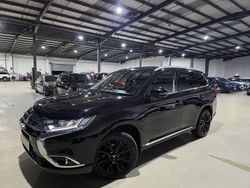 Black Used 2017 Mitsubishi Outlander P-HEV Estate | £7,780 (Fair price)