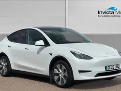 White Used 2023 Tesla Model Y RWD SUV | £23,250 (Good price)