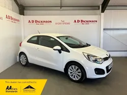 White Used 2014 Kia Rio 2 Hatchback | £4,995 (Fair price)