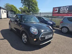 Black Used 2016 Mini Cooper D Hatch Hatchback | £4,199 (Good price)