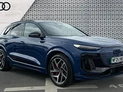 Blue Used 2025 Audi Q6 e-tron Advanced SUV | £69,990
