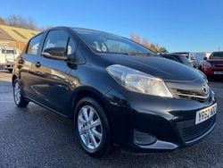 Black Used 2012 Toyota Yaris Hatchback | £5,650 (Fair price)