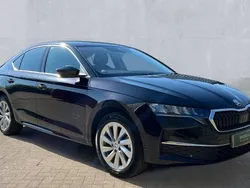 Black magic pearl effect New 2024 Skoda Octavia SE L Hatchback | £22,790 (Fair price)