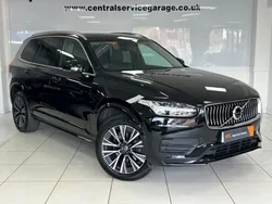 Black Used 2022 Volvo XC90 Momentum SUV | £34,995 (Fair price)