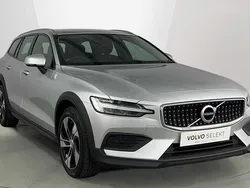 Used 2022 Volvo V60 CC Estate | £27,800 (Fair price)
