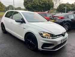 White Used 2018 VW Golf VII R-line Hatchback | £14,595 (Fair price)