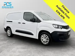 White Used 2022 Peugeot Partner Premium MPV | £8,000 (Fair price)