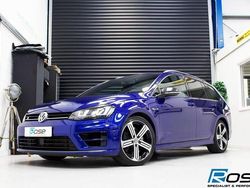 Blue Used 2016 VW Golf VII R Estate | £17,750 (A bit pricey)