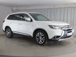 White Used 2015 Mitsubishi Outlander SUV | £8,599 (Fair price)