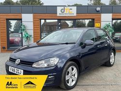 Blue Used 2016 VW Golf VII Edition Hatchback | £7,999 (Fair price)