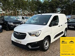 White Used 2019 Vauxhall Combo Edition MPV | £8,500 (Good price)