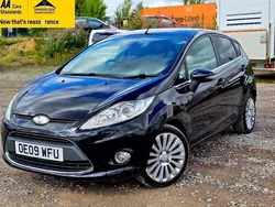 Black Used 2009 Ford Fiesta Titanium Hatchback | £3,288 (Fair price)