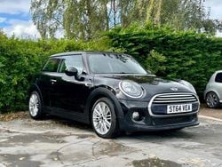 Black Used 2014 Mini Cooper Hatch Hatchback | £5,495 (Fair price)