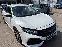 White Used 2017 Honda Civic SE Hatchback | £10,499 (Fair price)