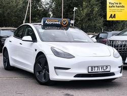 White Used 2021 Tesla Model 3 Sedan | £15,895 (Fair price)
