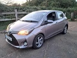 Bronze Used 2015 Toyota Yaris Hybrid Hatchback | £6,500 (Good price)