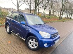 Blue Used 2005 Toyota RAV4 Estate | £3,495 (Super price)
