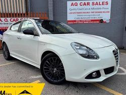 White/black Used 2016 Alfa Romeo Giulietta Hatchback | £5,990 (Fair price)