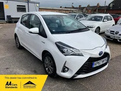 White Used 2017 Toyota Yaris Hybrid Hatchback | £11,495 (Fair price)