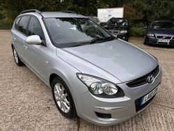 Silver Used 2010 Hyundai i30 Comfort Estate | £2,995 (Fair price)