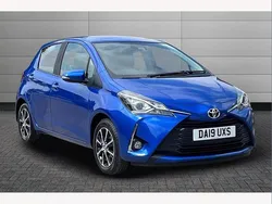 Nebula blue Used 2019 Toyota Yaris Hatchback | £11,250 (Fair price)