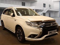White Used 2018 Mitsubishi Outlander P-HEV Estate | £11,290 (Fair price)