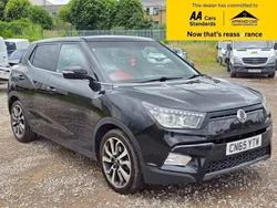 Black Used 2015 Ssangyong Tivoli Hatchback | £6,980 (Expensive)