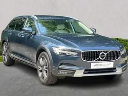 Used 2020 Volvo V90 CC Plus Estate | £23,499 (Fair price)