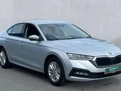 White Used 2023 Skoda Octavia SE Hatchback | £18,480 (Fair price)
