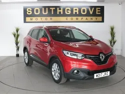 Red Used 2017 Renault Kadjar Dynamique SUV | £9,389 (Good price)