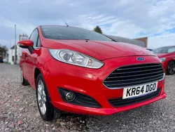 Red Used 2014 Ford Fiesta Zetec Hatchback | £3,490 (Fair price)