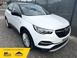 White Used 2019 Vauxhall Grandland X Sport SUV | £7,595 (Good price)