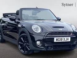 Black Used 2018 Mini Cooper S Hatchback | £18,500 (A bit pricey)